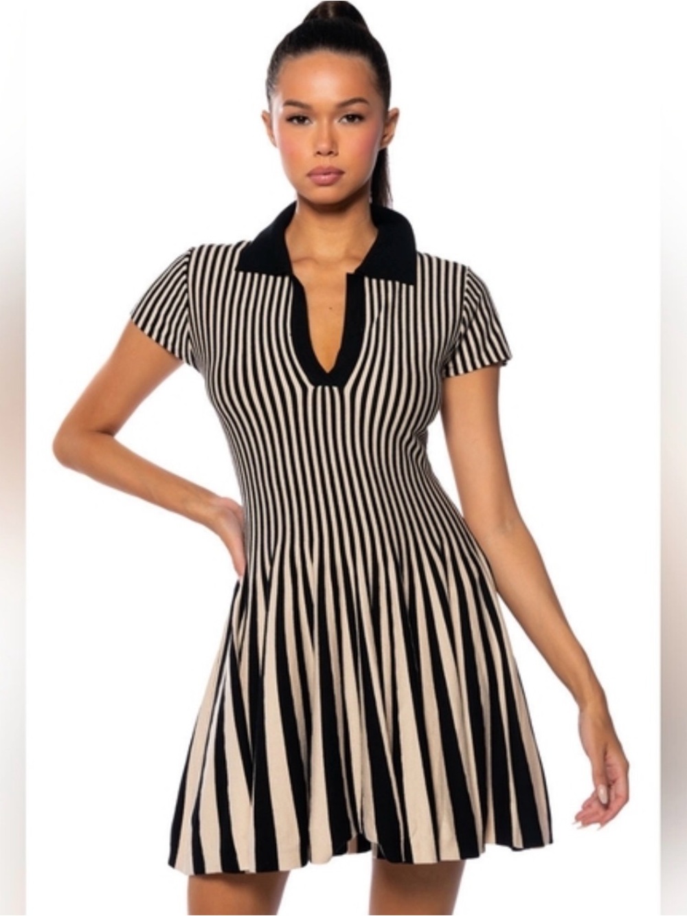 AKIRA Alina Pleated Knit Fit Flare Mini Dress L Black Cream Striped Polo